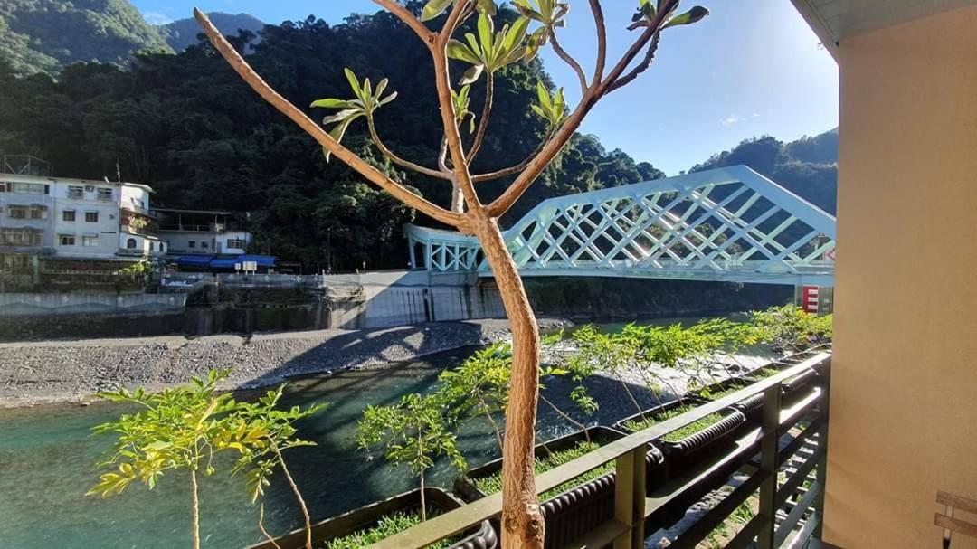 Hotel Wulai Shui An Hot Springs Zewnętrze zdjęcie